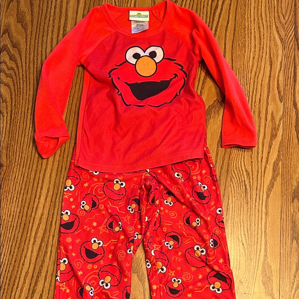 Sesame Street Elmo Red Pajama Set for Kids